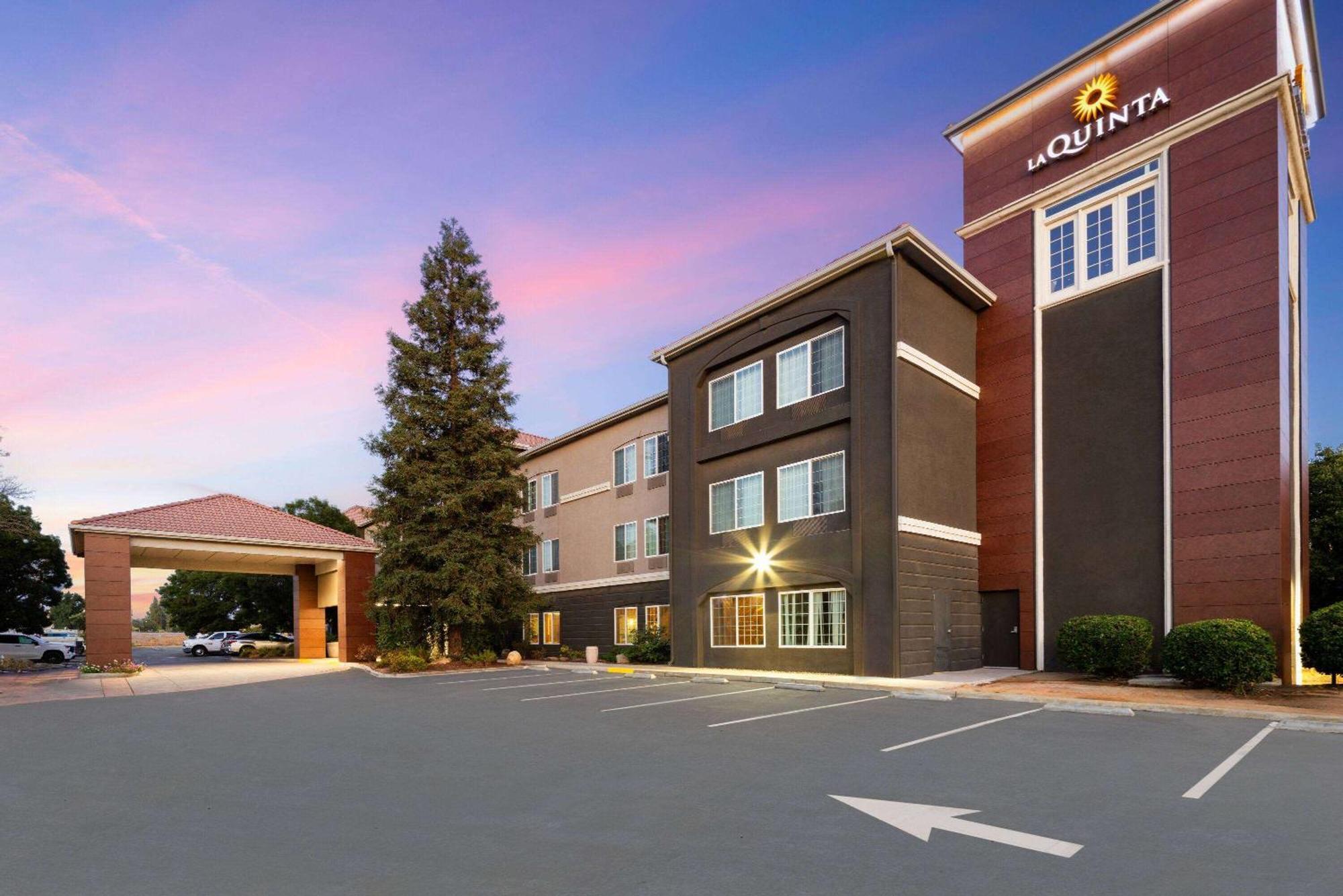 La Quinta By Wyndham Bakersfield North Hotel Bagian luar foto